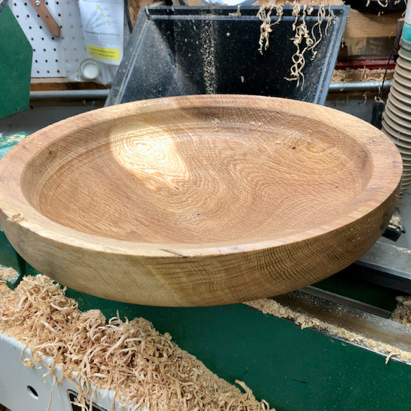 Crafting a Salad Bowl From a Much Loved 2-Century Old Oak Tree